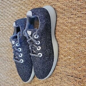 ALLBIRDS wool running shoe.  Gray with light gray sole.  Size is 7.